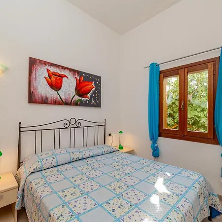 Centro Residenziale Le Canne Aparthotel San Teodoro (Sardinia)