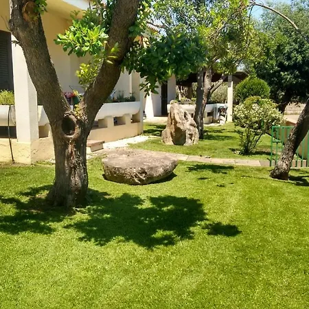 Centro Residenziale Le Canne 2*