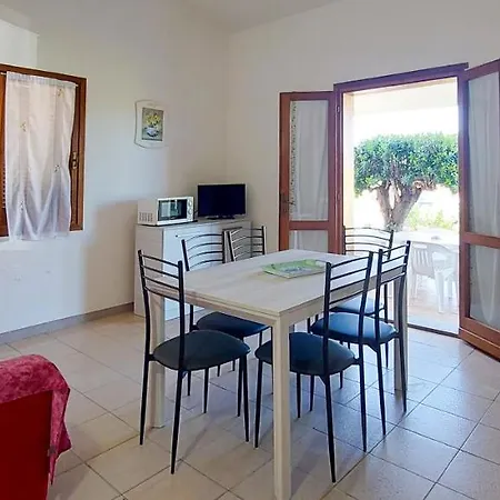 Aparthotel Centro Residenziale Le Canne San Teodoro (Sardinia)