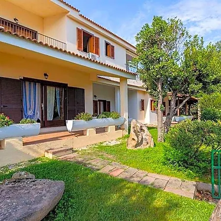 Centro Residenziale Le Canne 아파트호텔